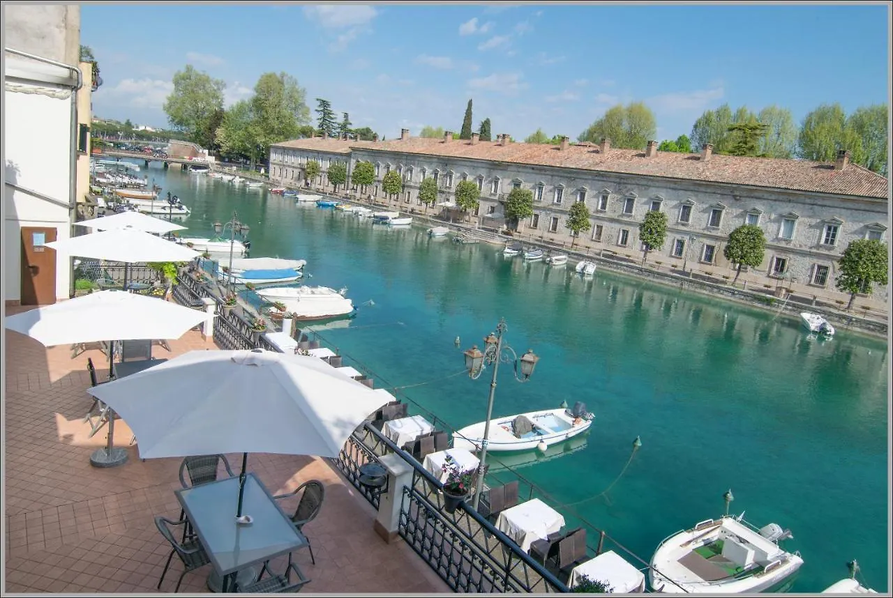 Fiori Sull'Acqua Apartments Peschiera del Garda