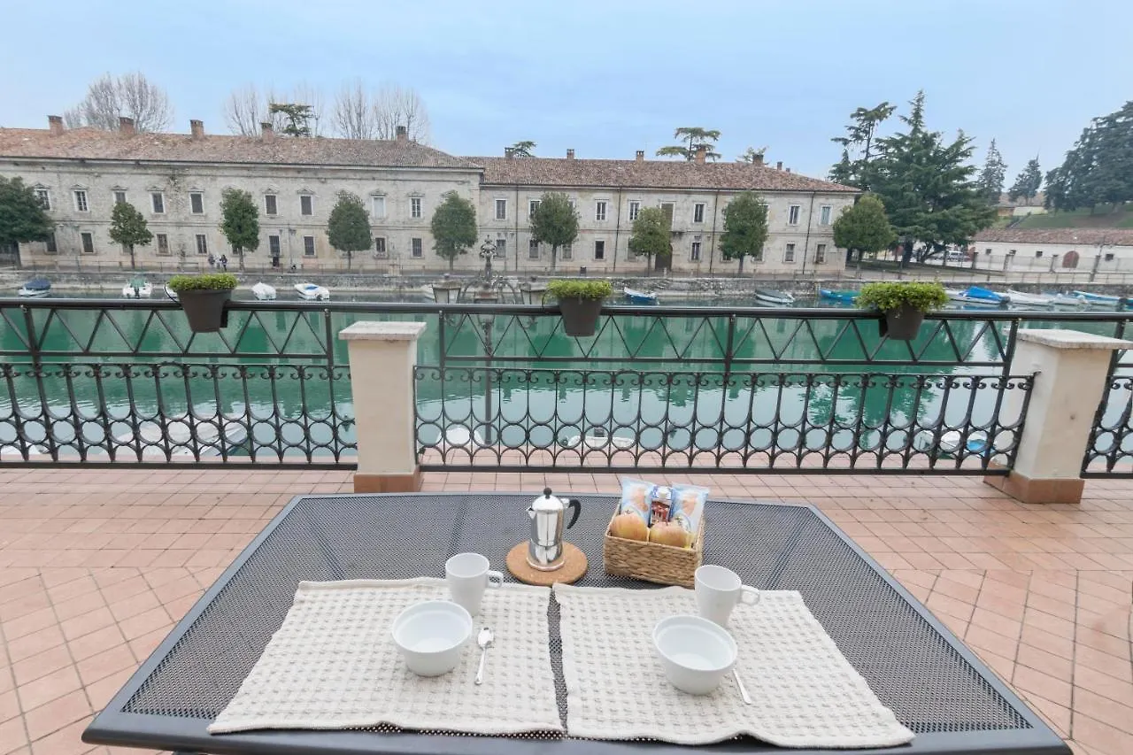 Fiori Sull'Acqua Apartments Peschiera del Garda