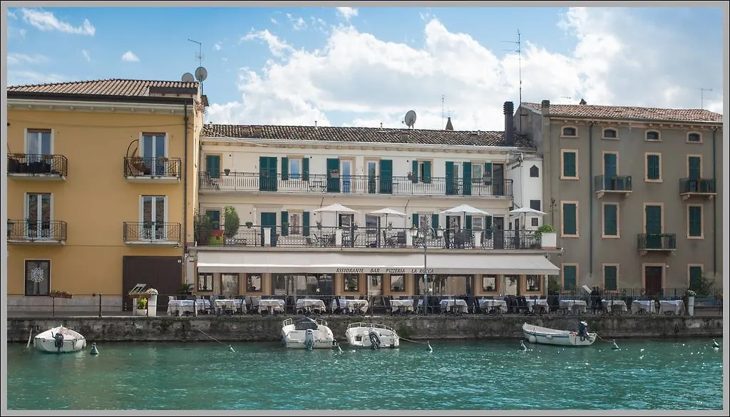 Fiori Sull'Acqua Apartments Peschiera del Garda
